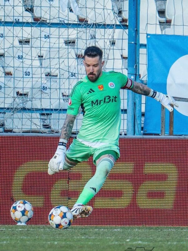 Iustin Popescu1